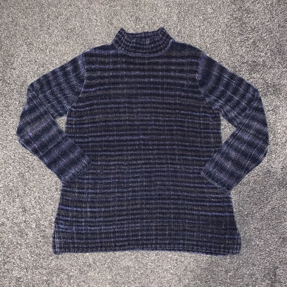 VINTAGE SWEATER - Picture 2 of 4